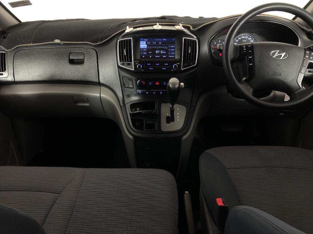 Photo '17' of Hyundai Iload Photo '17' of Hyundai Iload