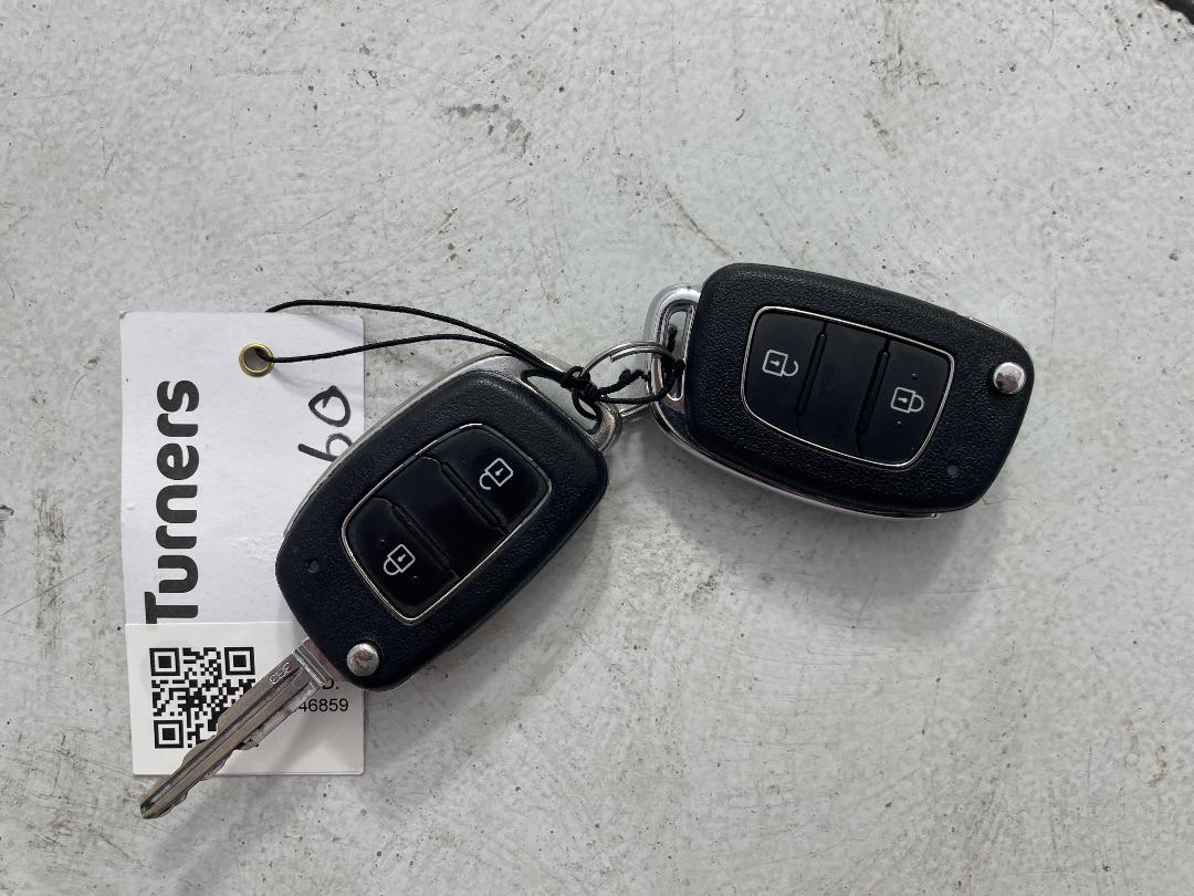 Photo '21' of Hyundai Iload Photo '21' of Hyundai Iload