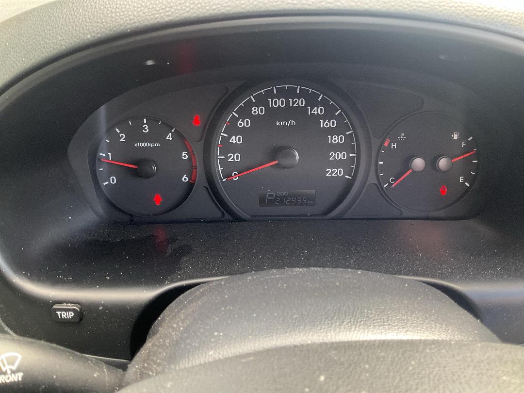 Photo '3' of Hyundai Iload Crdi Photo '3' of Hyundai Iload Crdi