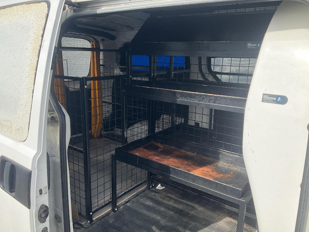 Photo '11' of Hyundai Iload 2.5 Crdi Auto Van Photo '11' of Hyundai Iload 2.5 Crdi Auto Van