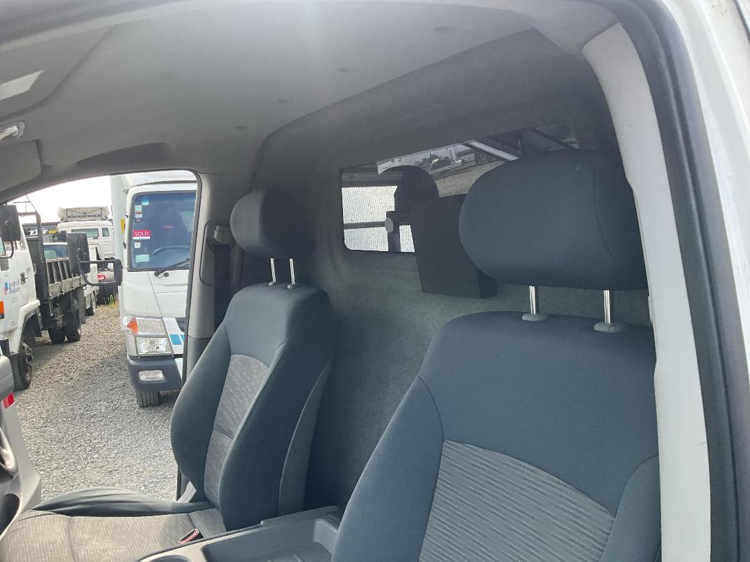 Photo '14' of Hyundai Iload 2.5 Crdi Auto Van Photo '14' of Hyundai Iload 2.5 Crdi Auto Van