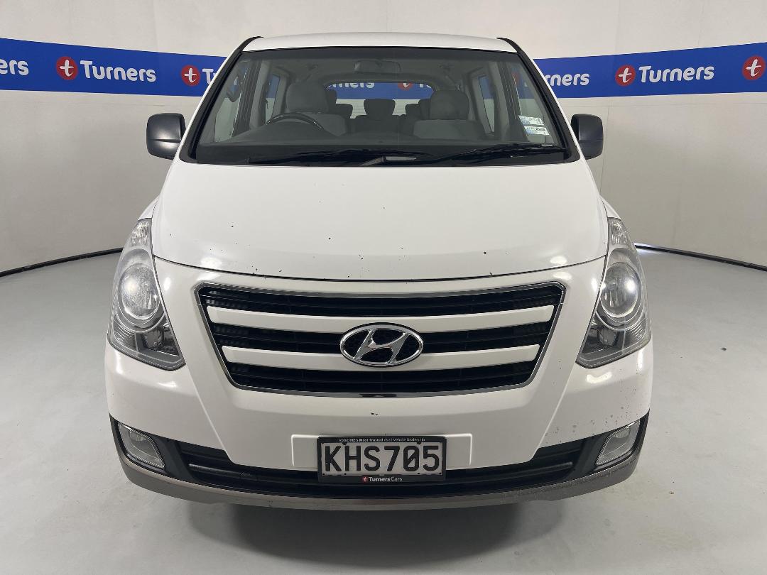 Photo '2' of Hyundai Imax