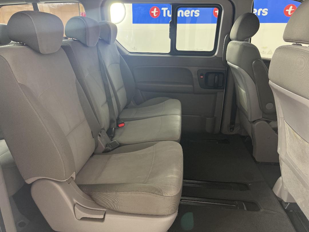 Photo '19' of Hyundai Imax