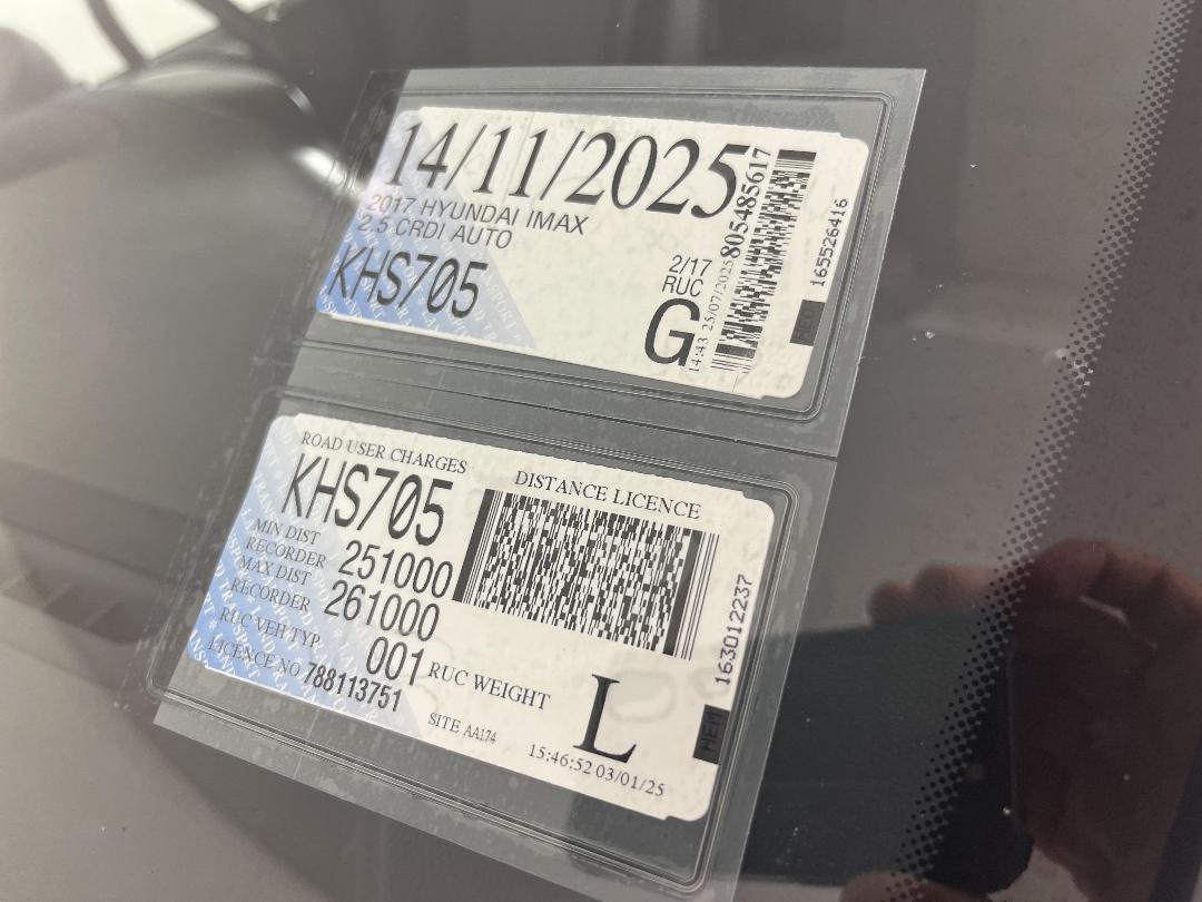 Photo '23' of Hyundai Imax