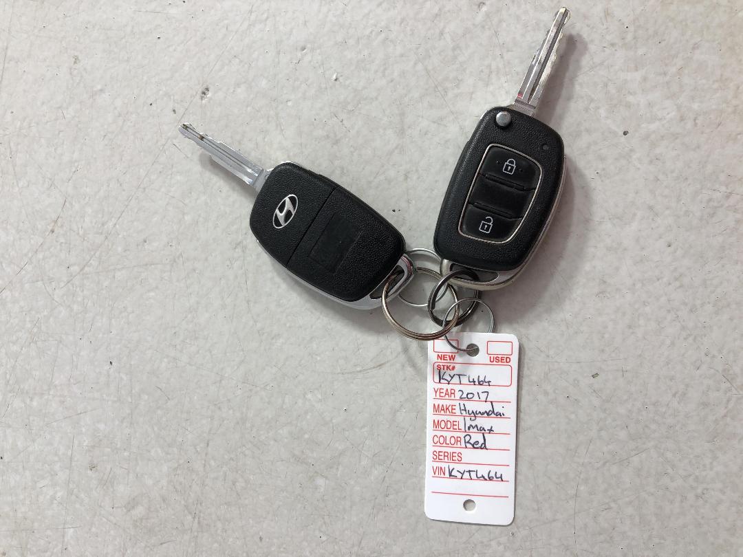 Photo '22' of Hyundai Imax Photo '22' of Hyundai Imax