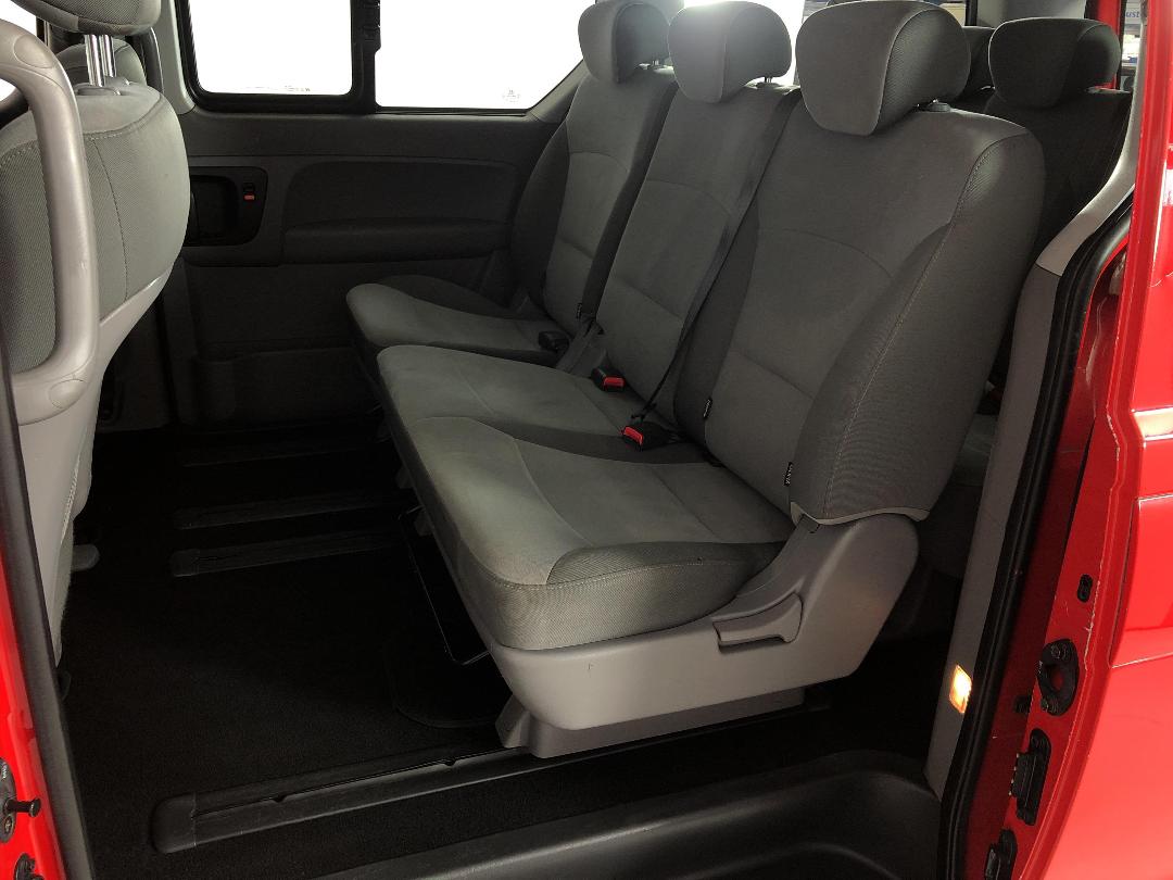 Photo '20' of Hyundai Imax Photo '20' of Hyundai Imax