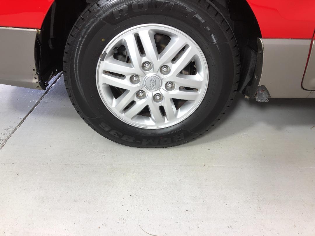 Photo '24' of Hyundai Imax Photo '24' of Hyundai Imax