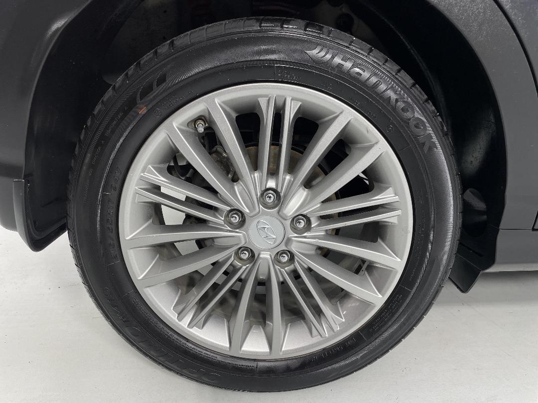 Photo '12' of Hyundai Kona