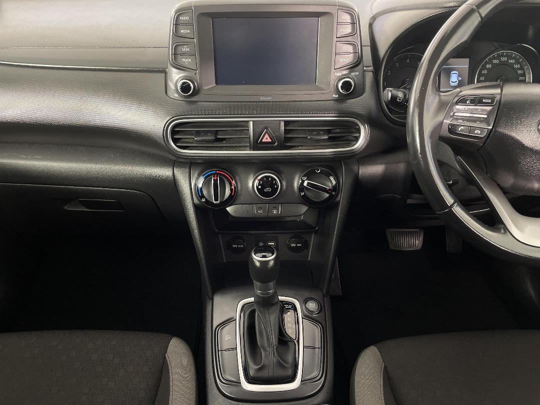 Photo '18' of Hyundai Kona