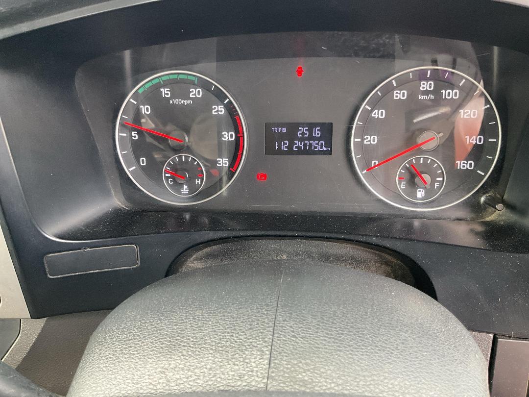 Photo '15' of Hyundai Mighty EX8 Gas Bottle Truck