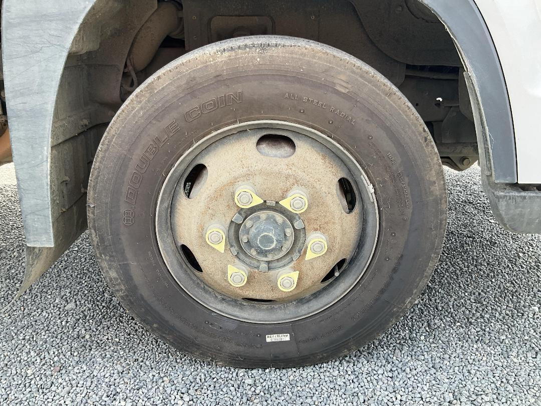 Photo '37' of Hyundai Mighty EX8 Gas Bottle Truck