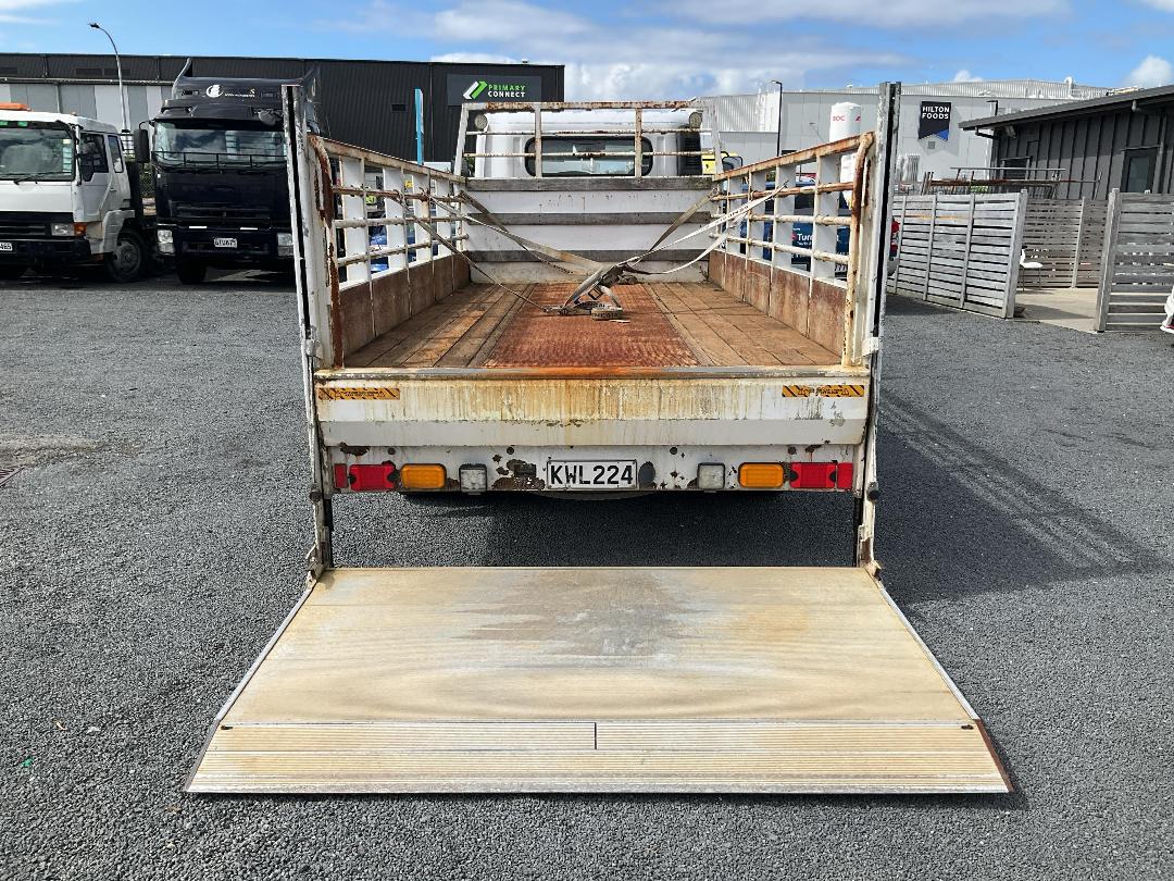 Photo '28' of Hyundai Mighty EX8 Gas Bottle Truck