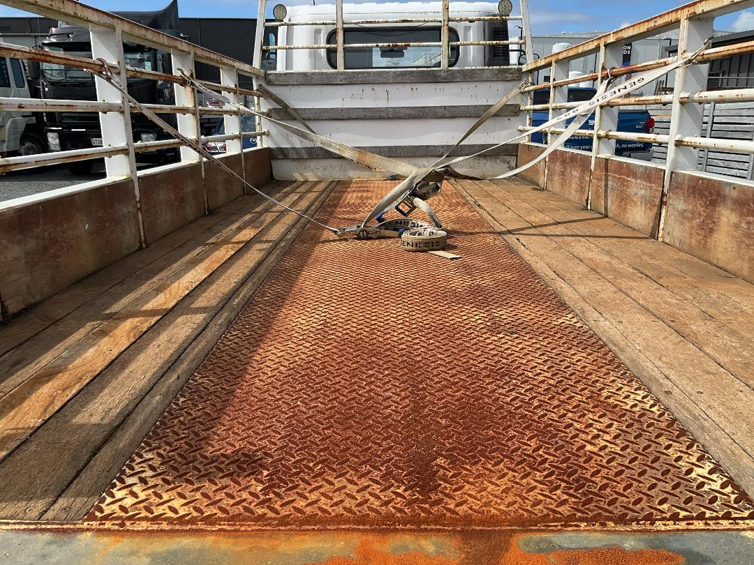 Photo '30' of Hyundai Mighty EX8 Gas Bottle Truck