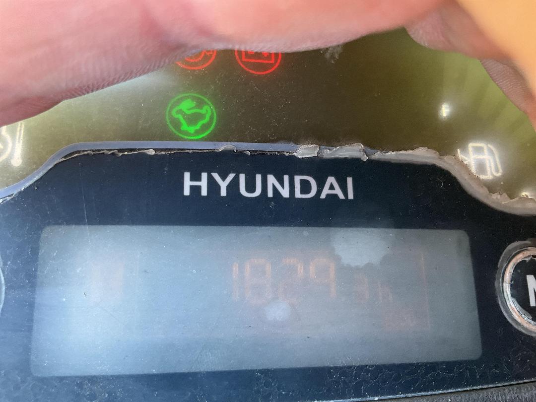 Photo '16' of Hyundai Robex 17Z-9R Excavator