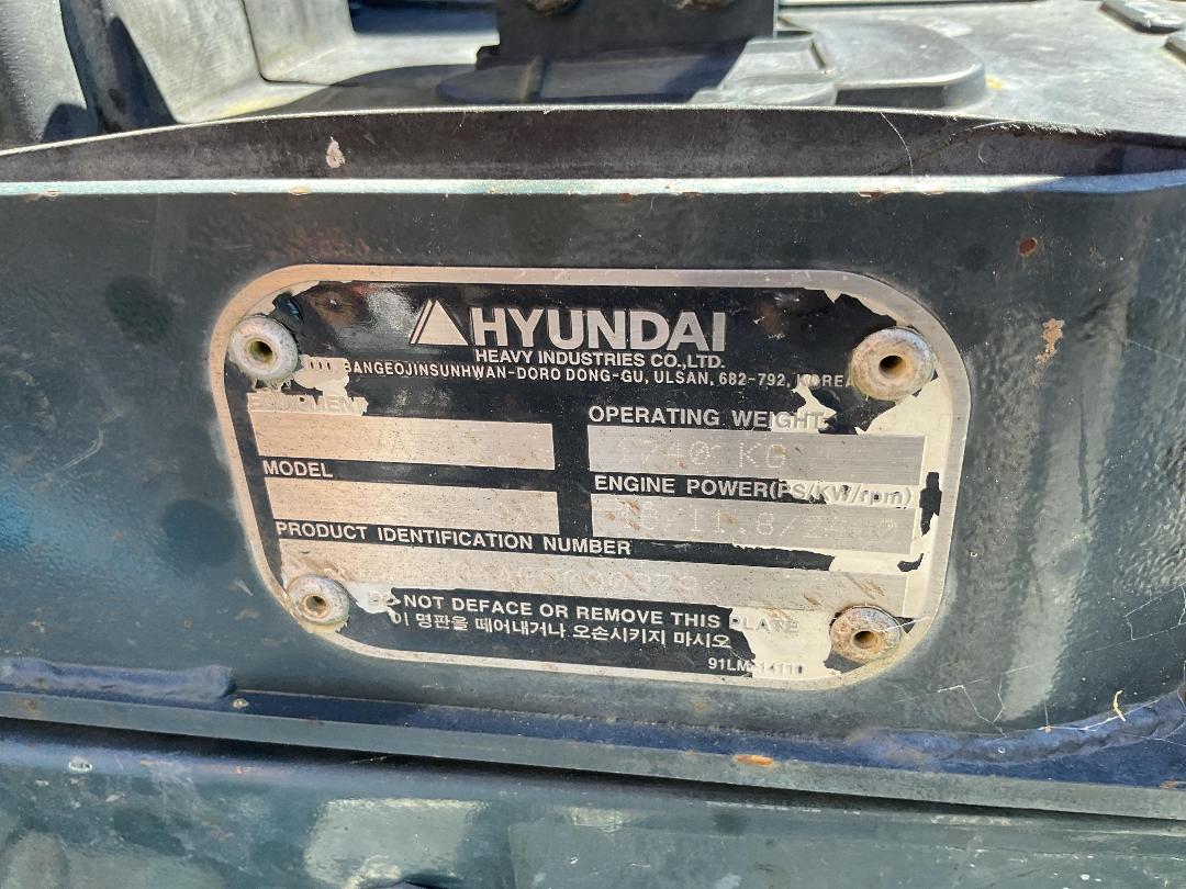 Photo '17' of Hyundai Robex 17Z-9R Excavator