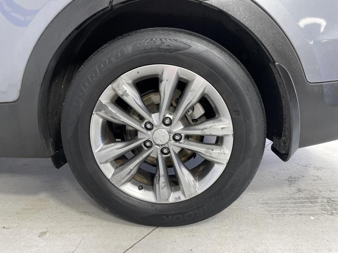 Photo '11' of Hyundai Santa FE