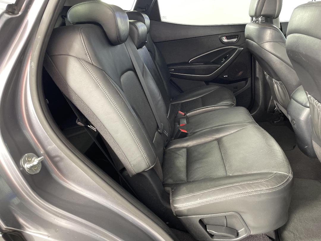 Photo '20' of Hyundai Santa FE