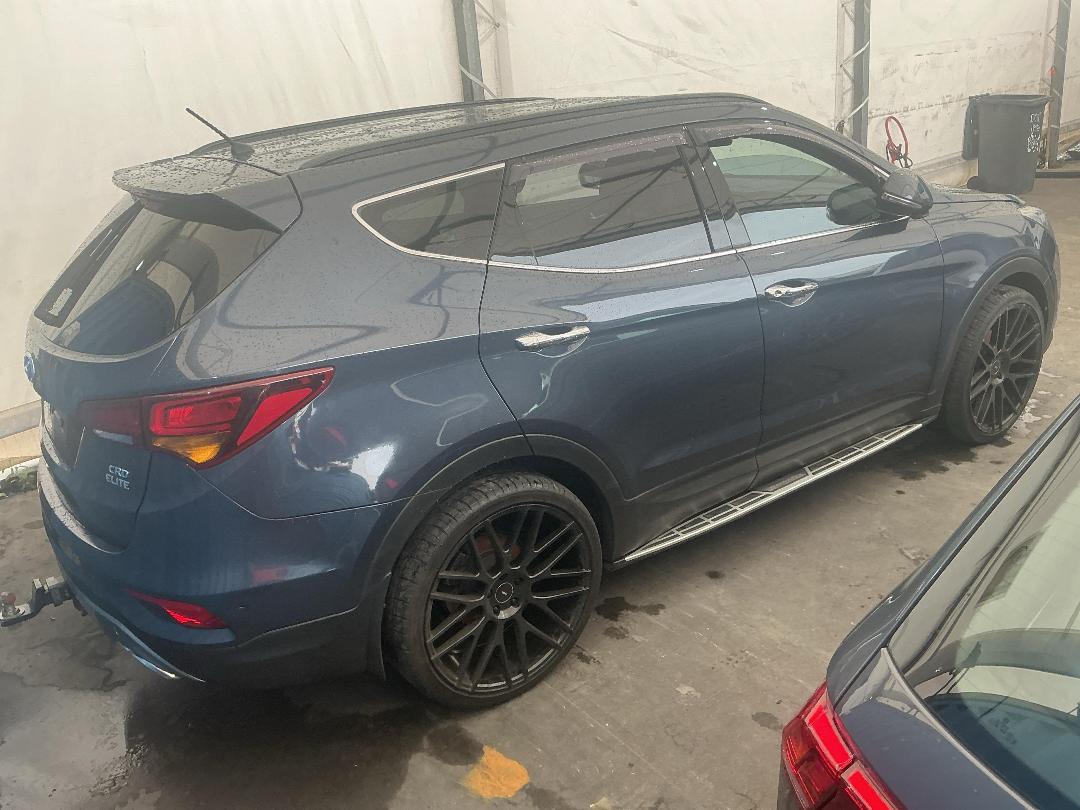 Photo '9' of Hyundai Santa FE DM