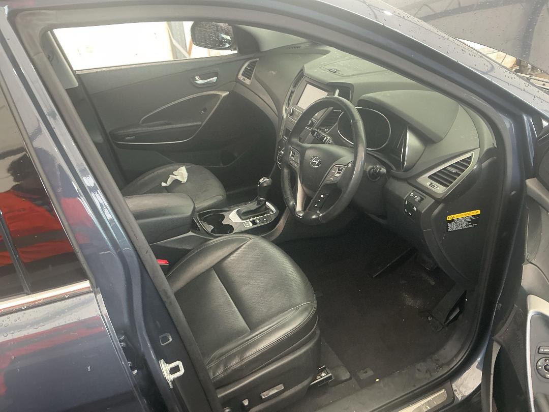 Photo '16' of Hyundai Santa FE DM