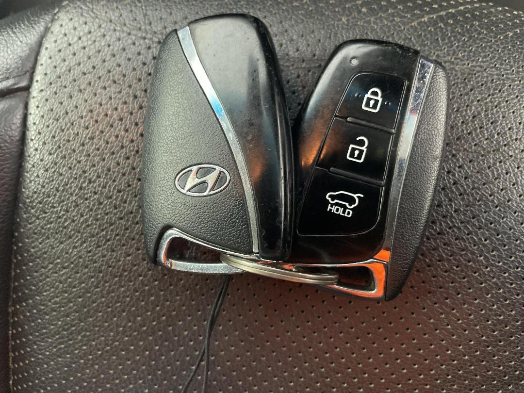 Photo '22' of Hyundai Santa FE