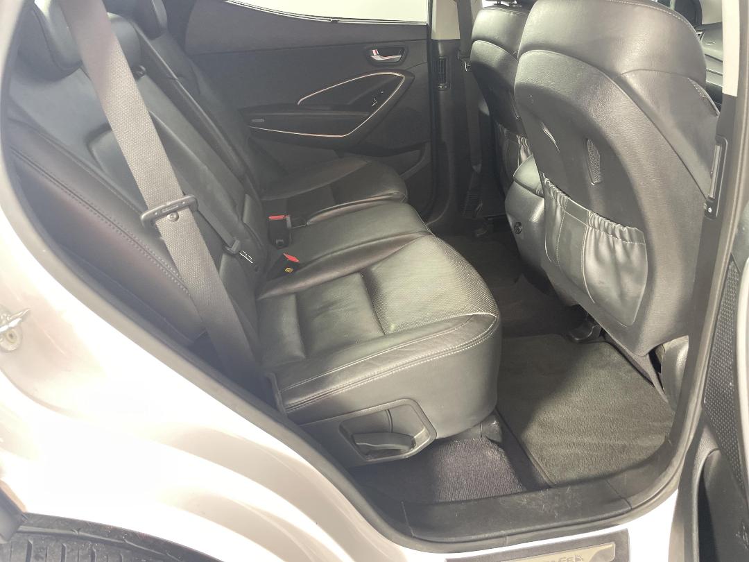 Photo '20' of Hyundai Santa FE