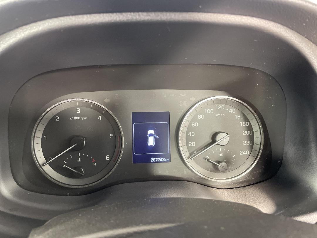 Photo '21' of Hyundai Tucson