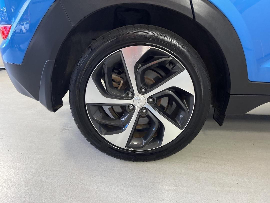 Photo '12' of Hyundai Tucson Photo '12' of Hyundai Tucson