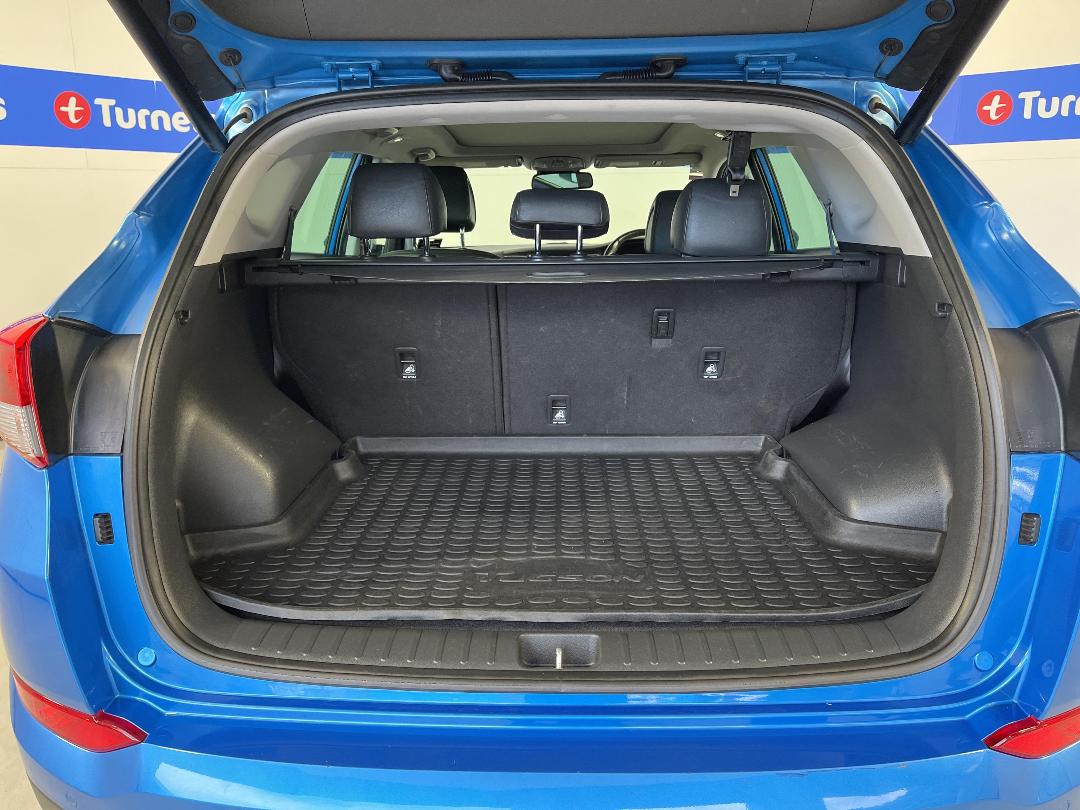 Photo '14' of Hyundai Tucson Photo '14' of Hyundai Tucson