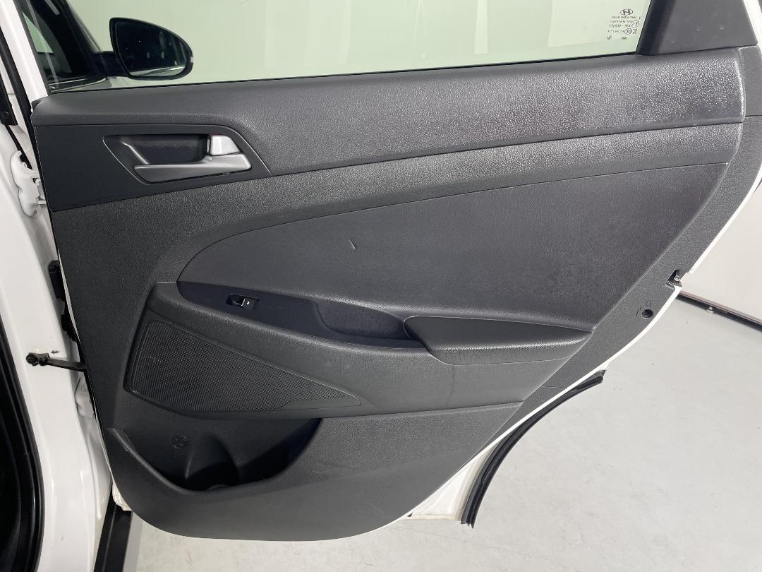 Photo '19' of Hyundai Tucson