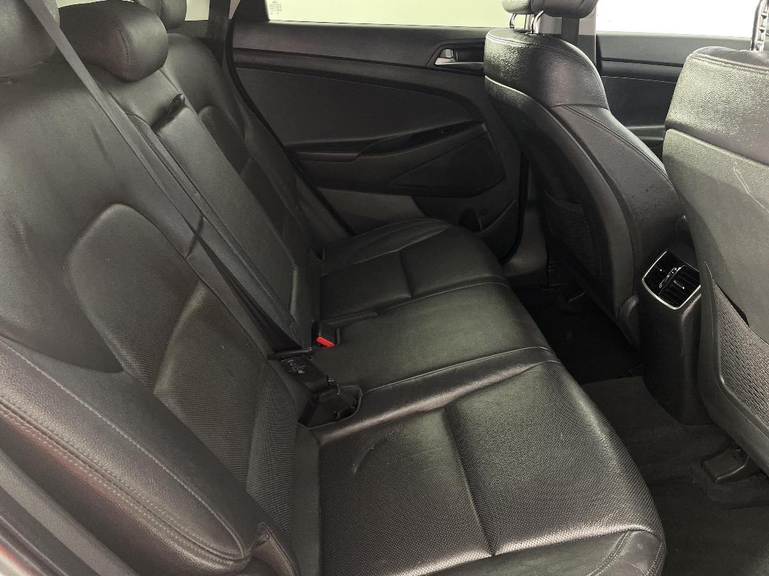 Photo '20' of Hyundai Tucson