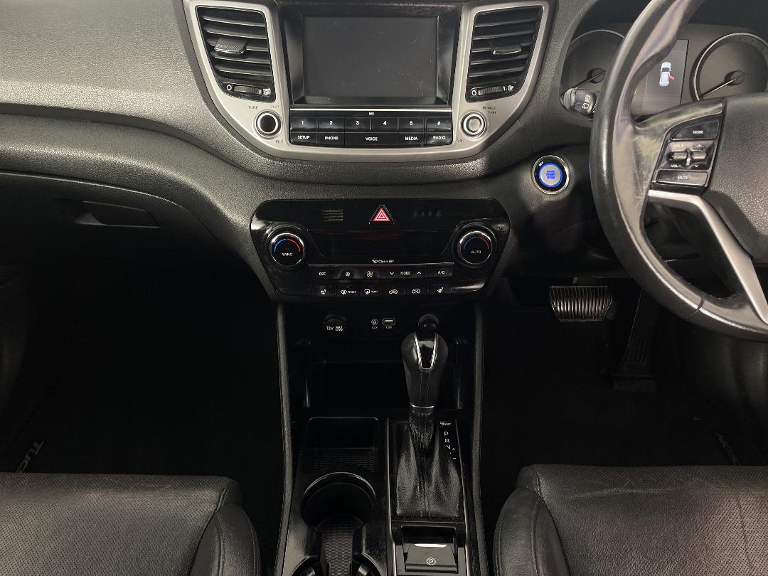 Photo '18' of Hyundai Tucson