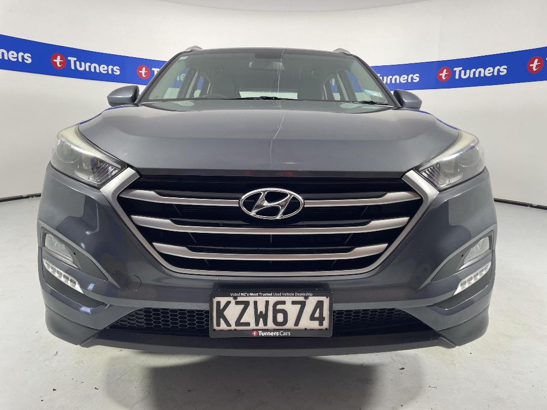 Photo '2' of Hyundai Tucson Photo '2' of Hyundai Tucson