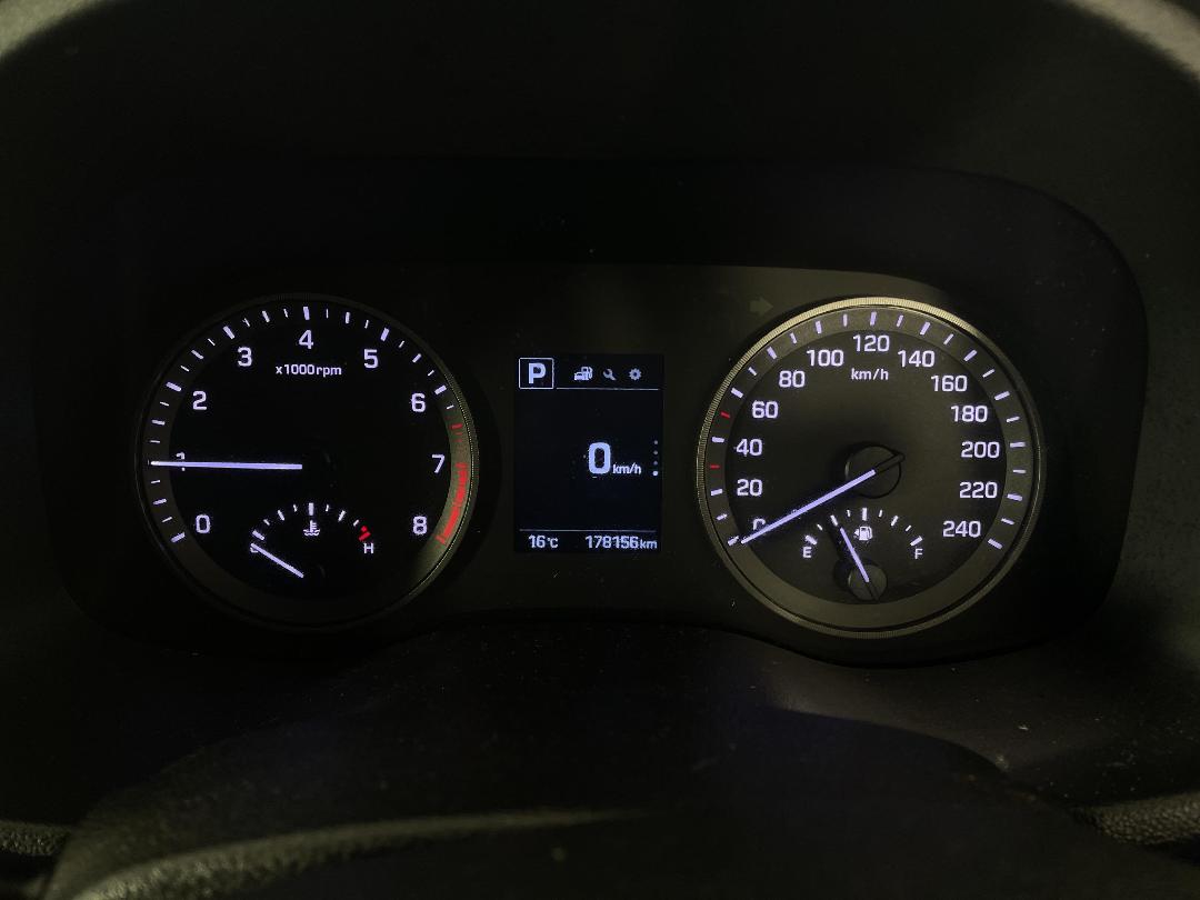 Photo '21' of Hyundai Tucson Photo '21' of Hyundai Tucson