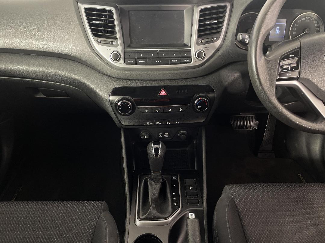 Photo '18' of Hyundai Tucson Photo '18' of Hyundai Tucson