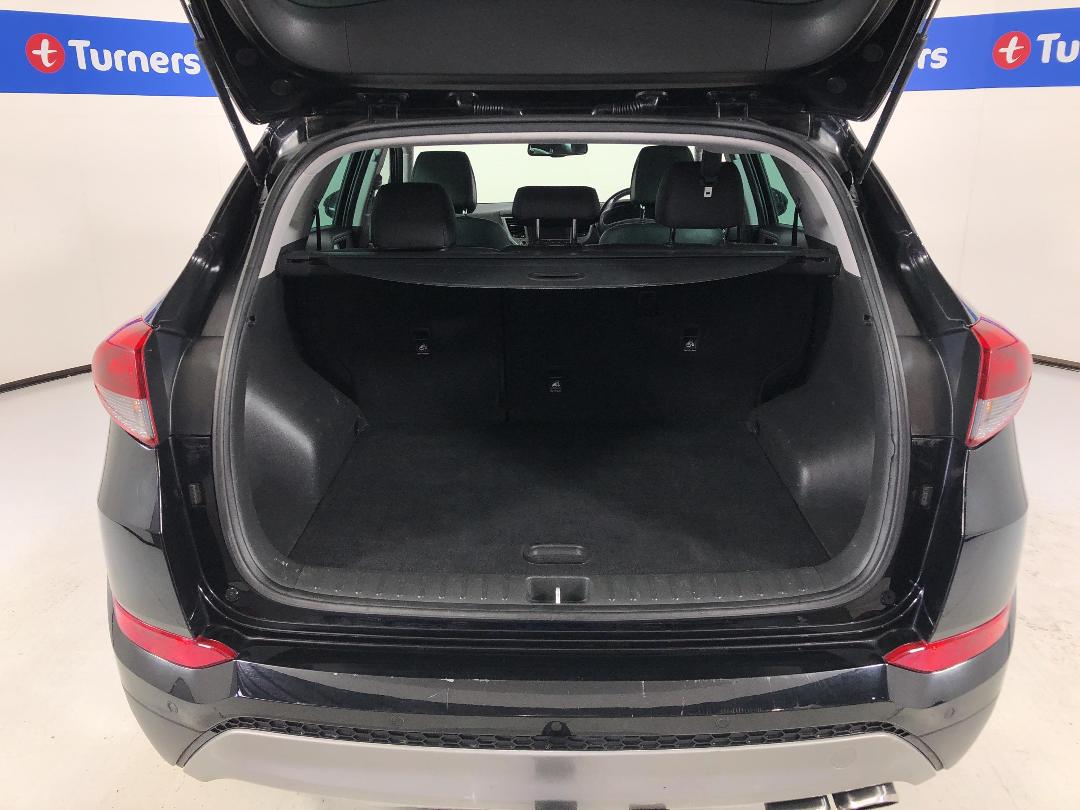 Photo '14' of Hyundai Tucson