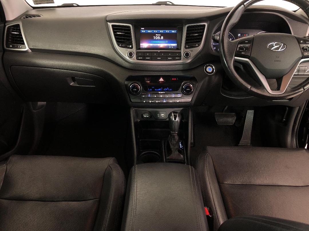 Photo '17' of Hyundai Tucson