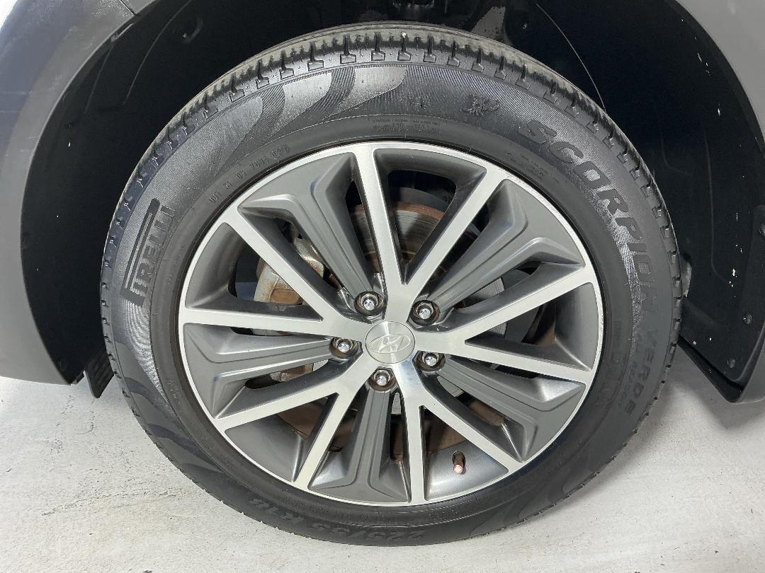 Photo '10' of Hyundai Tucson