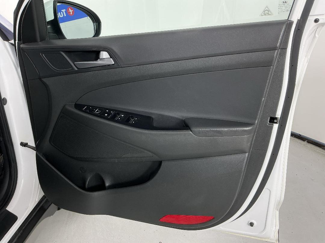 Photo '15' of Hyundai Tucson