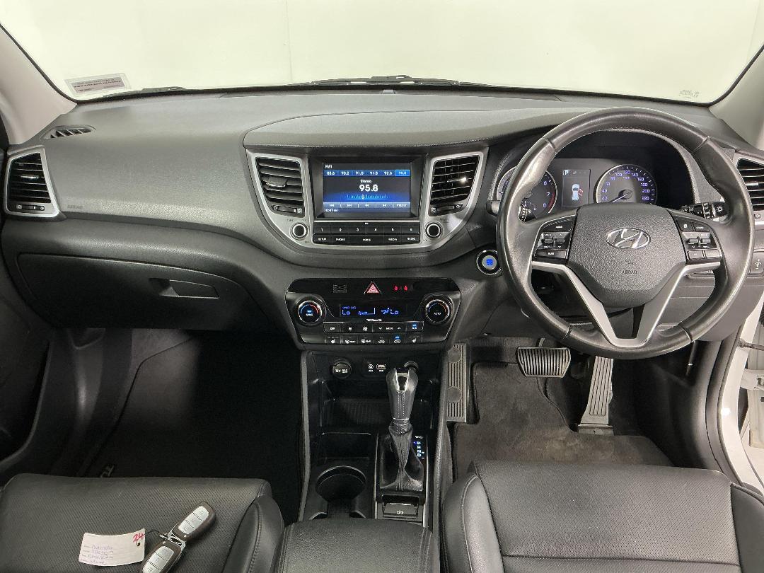 Photo '17' of Hyundai Tucson