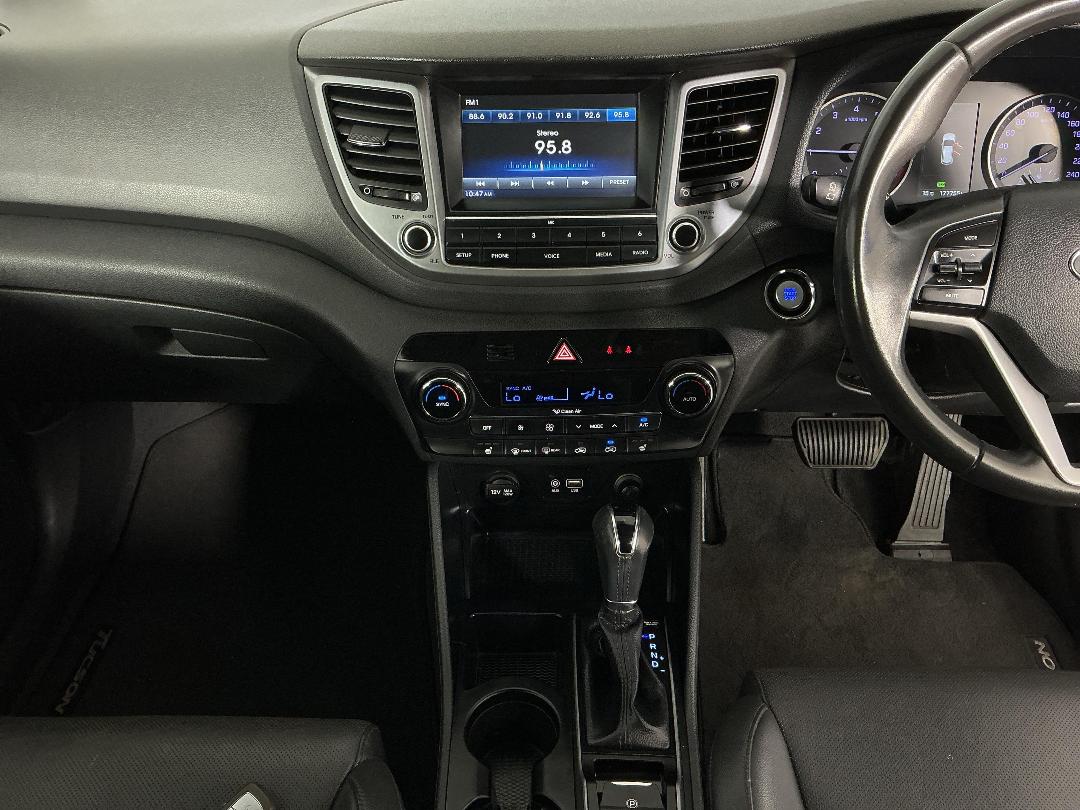 Photo '18' of Hyundai Tucson