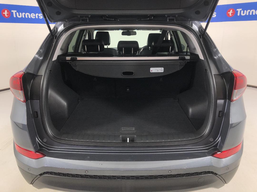 Photo '14' of Hyundai Tucson