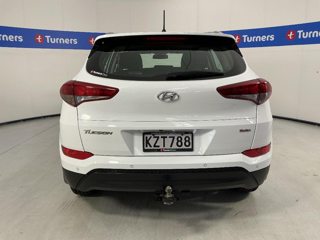 Photo '6' of Hyundai Tucson