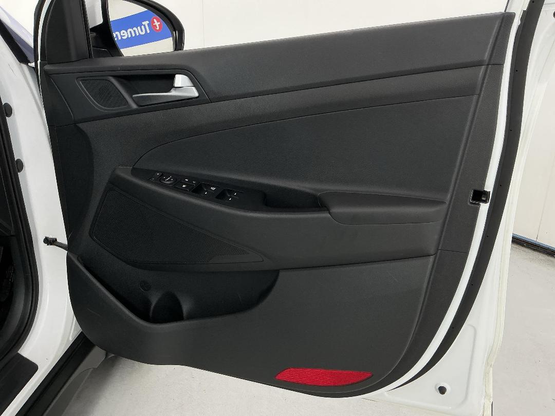 Photo '15' of Hyundai Tucson