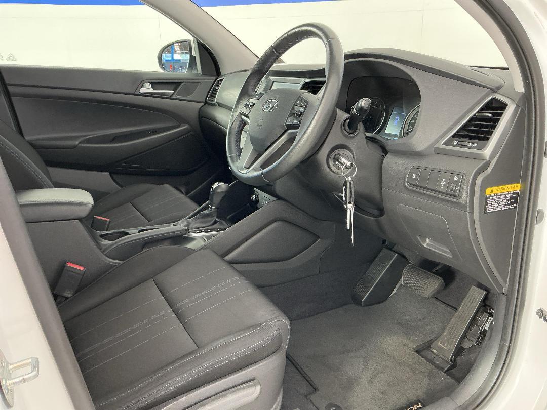 Photo '16' of Hyundai Tucson