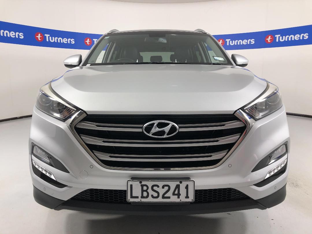 Photo '2' of Hyundai Tucson Photo '2' of Hyundai Tucson