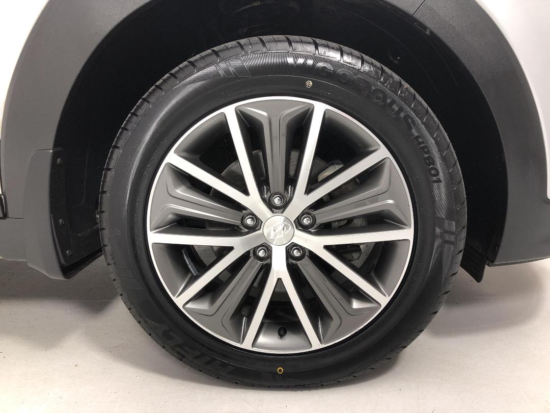 Photo '9' of Hyundai Tucson Photo '9' of Hyundai Tucson