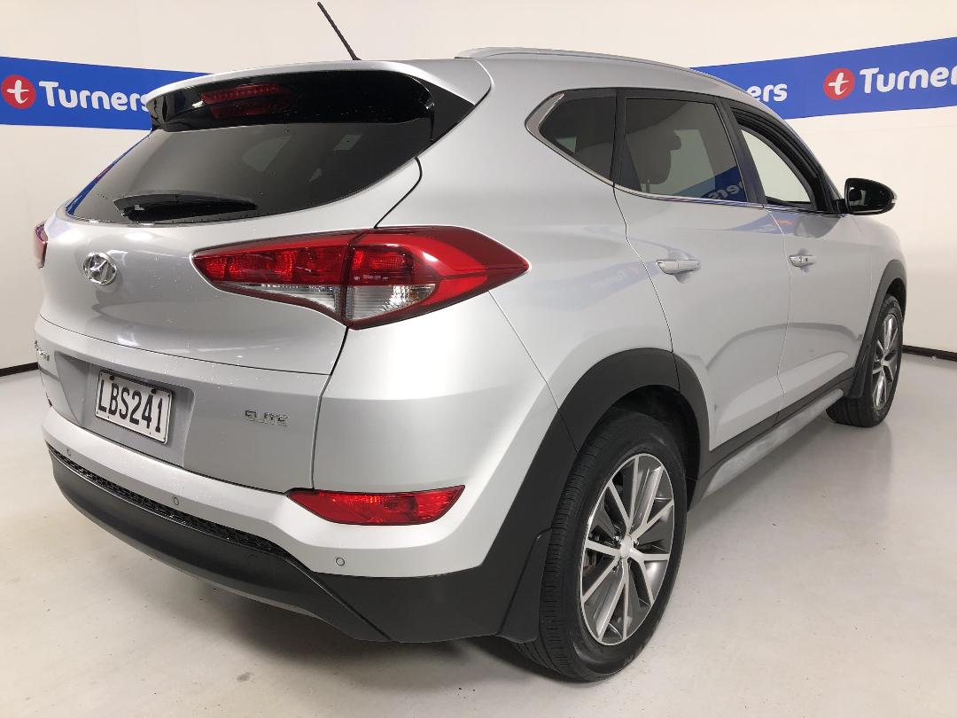 Photo '7' of Hyundai Tucson Photo '7' of Hyundai Tucson