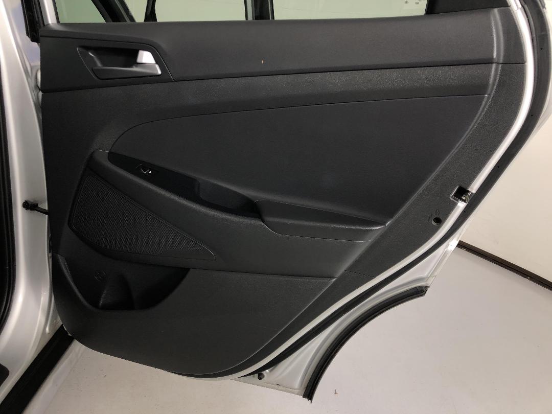 Photo '19' of Hyundai Tucson Photo '19' of Hyundai Tucson