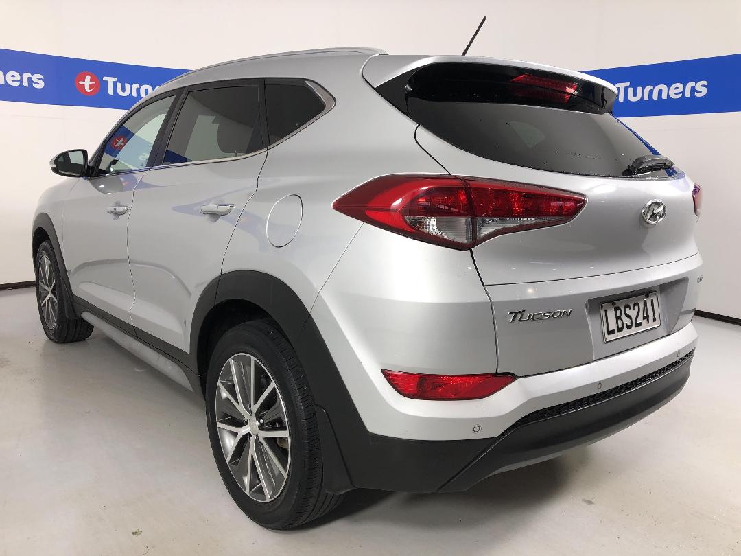Photo '5' of Hyundai Tucson Photo '5' of Hyundai Tucson