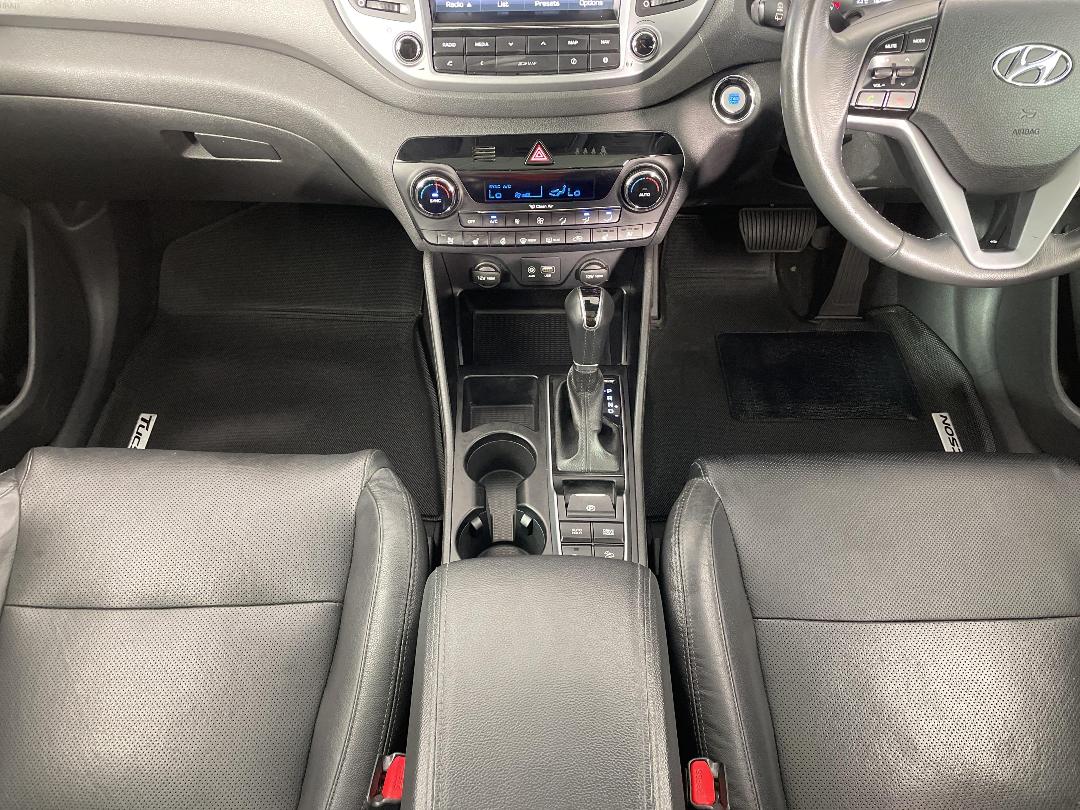 Photo '18' of Hyundai Tucson